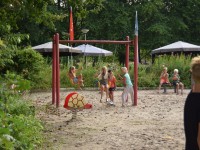 speeltuin met eetboerderij hoeve aan den weg